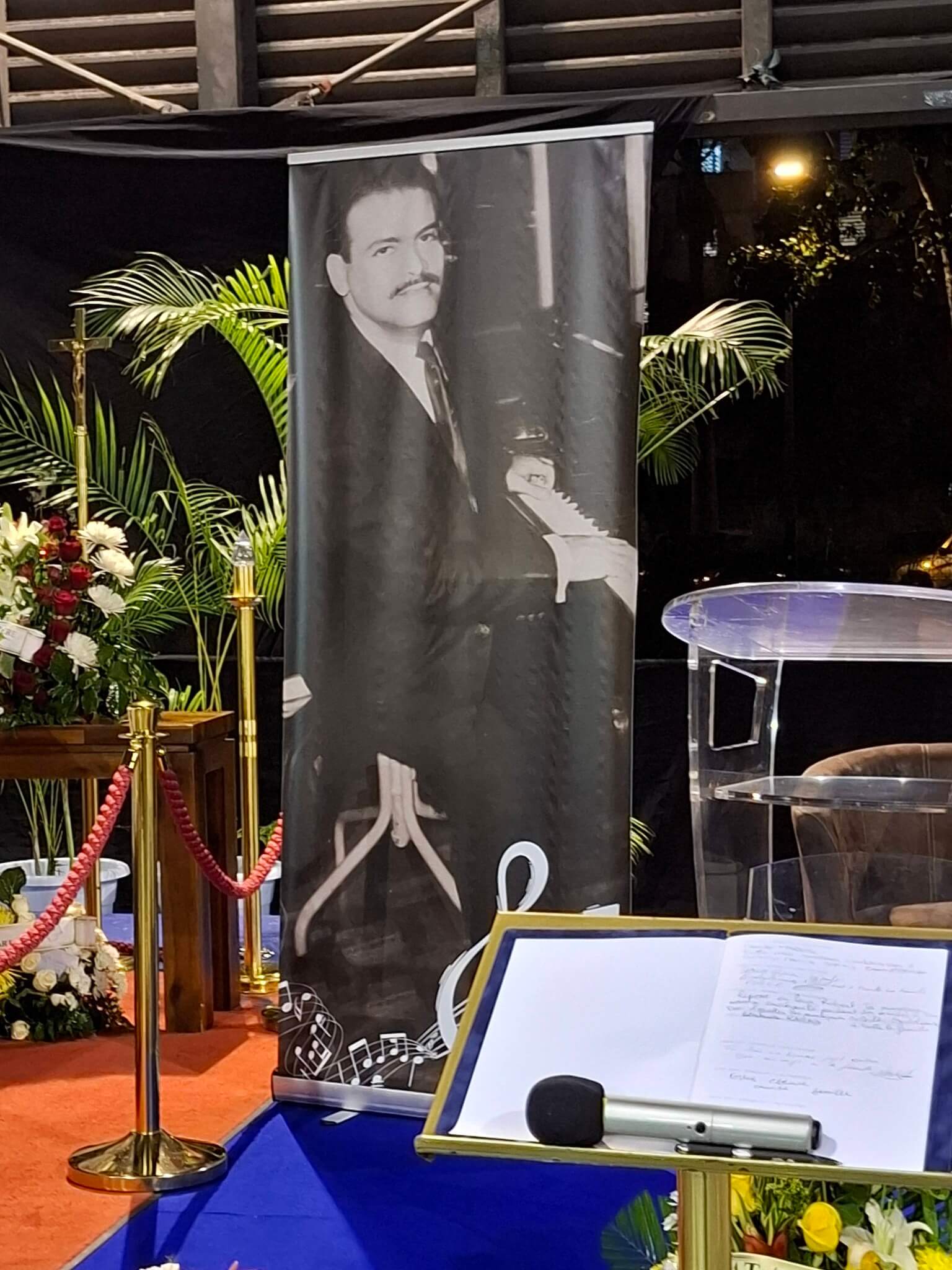 Hommage à Robert SARKIS